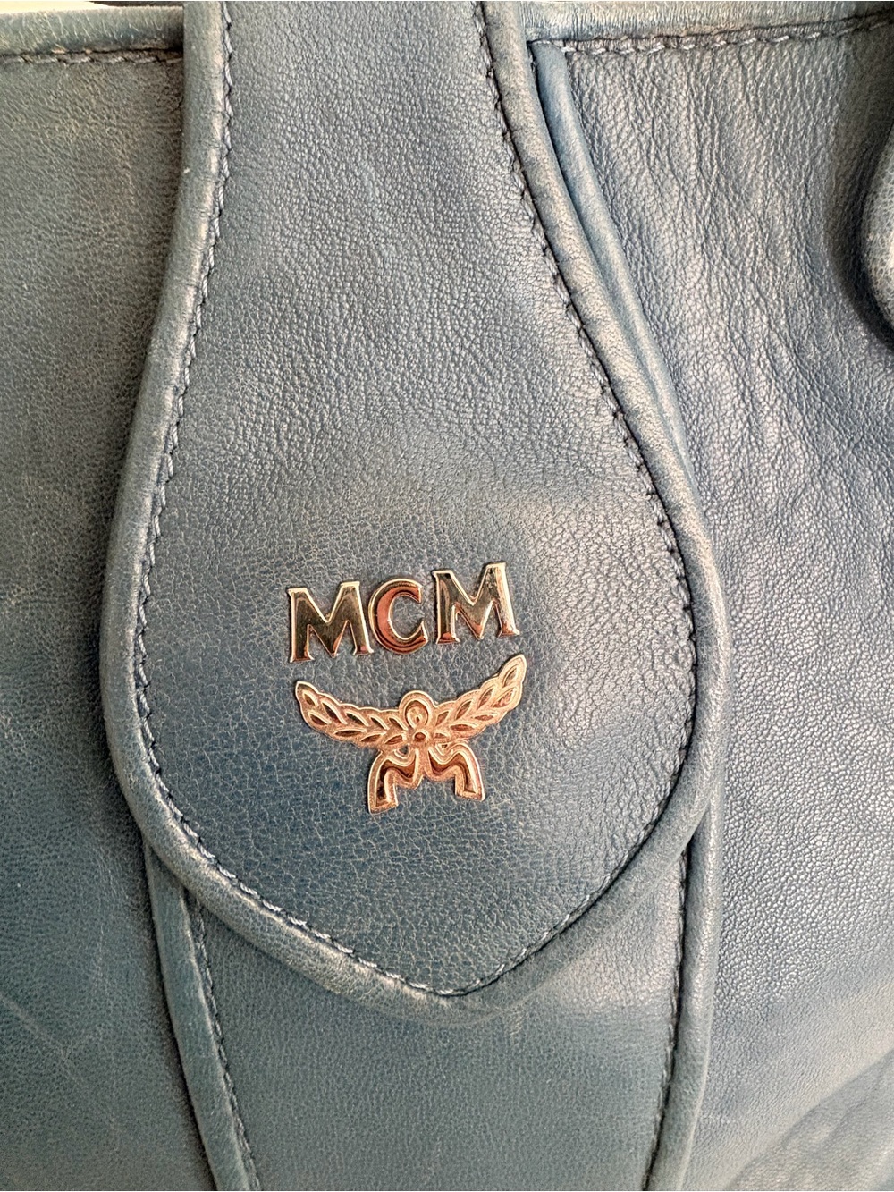MCM Navy Blue Leather Shoulder Bag with Chain Straps - Picture 15 of 16